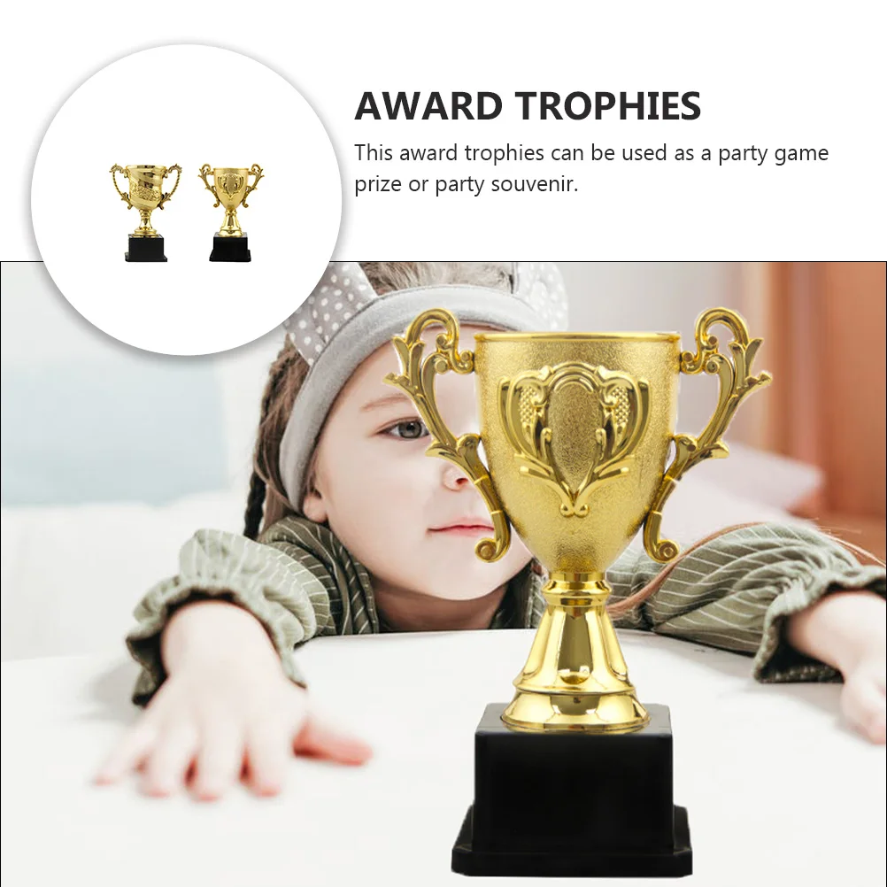 2 יח ' ילדים הפלסטיק של גביע מסיבה לחגיגה פרס כוסות פרס פרסים הפרס מיני צעצועים לילדים יצירתיים מודלים העליון