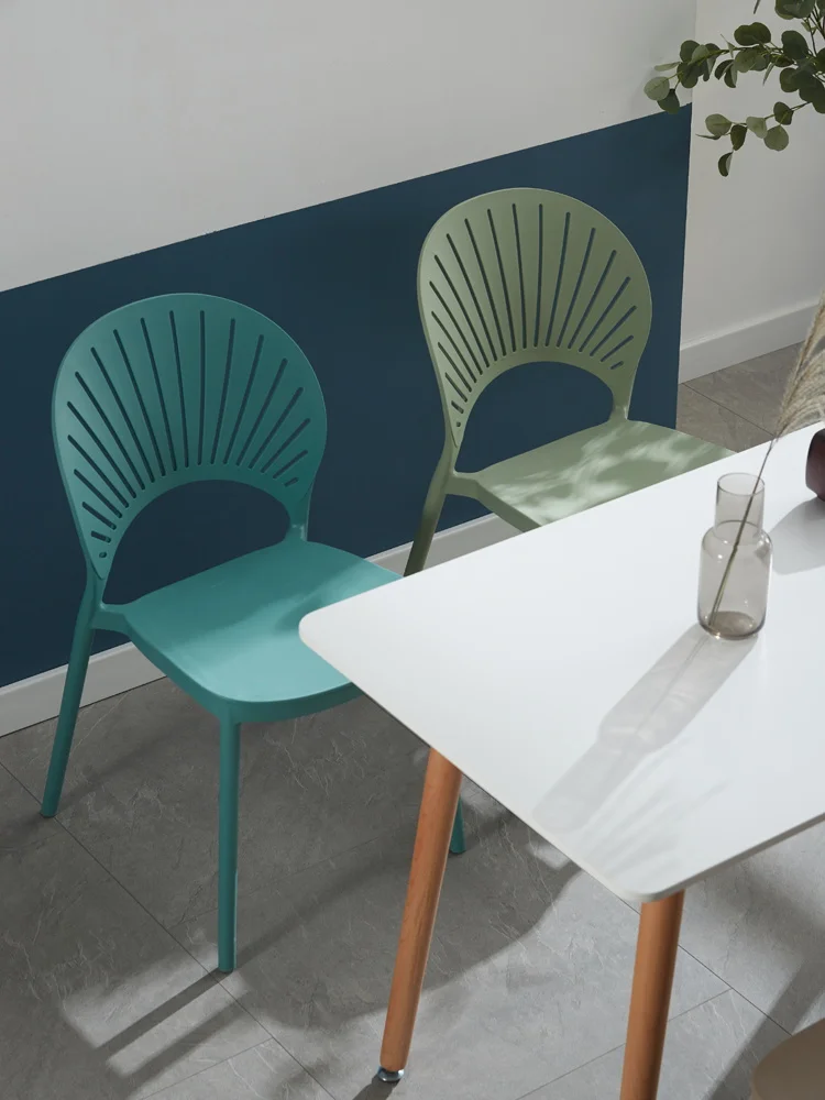 מודרני מינימליסטי כסא פלסטיק בבית האוכל משענת גב הכיסא חלול יצירתי פנאי Net אדום נורדי מעטפת כיסא האוכל