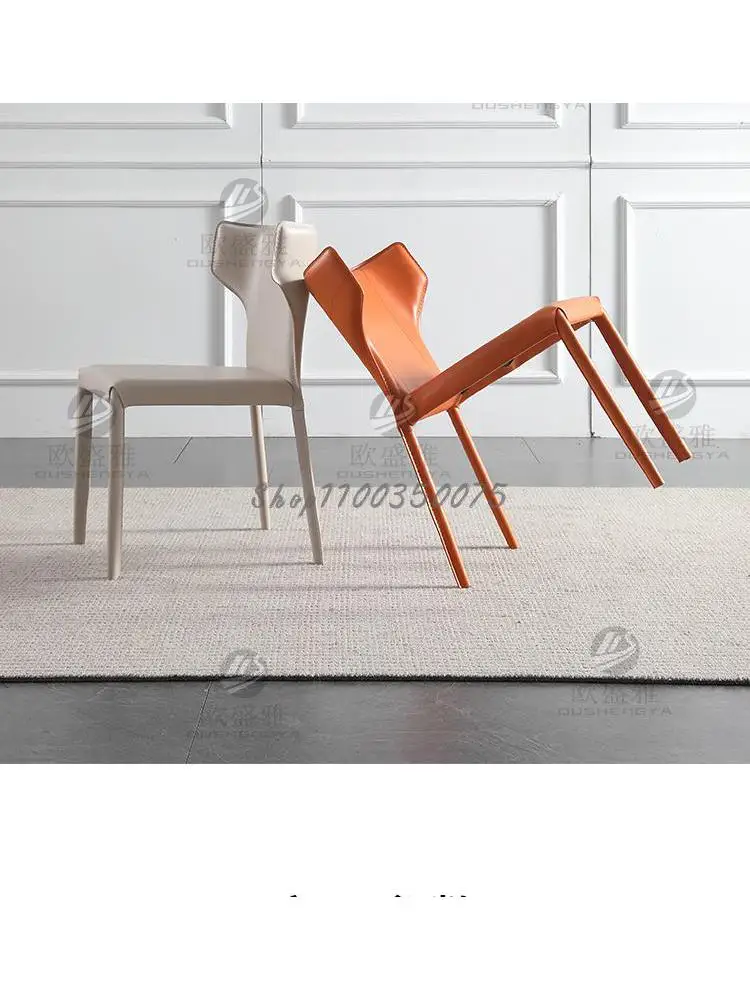 נורדי אוכף עור האוכל הכיסא אור יוקרה מודרני מינימליסטי איטלקי הכיסא משענת הכיסא נטו אדום שולחן אוכל כיסא.